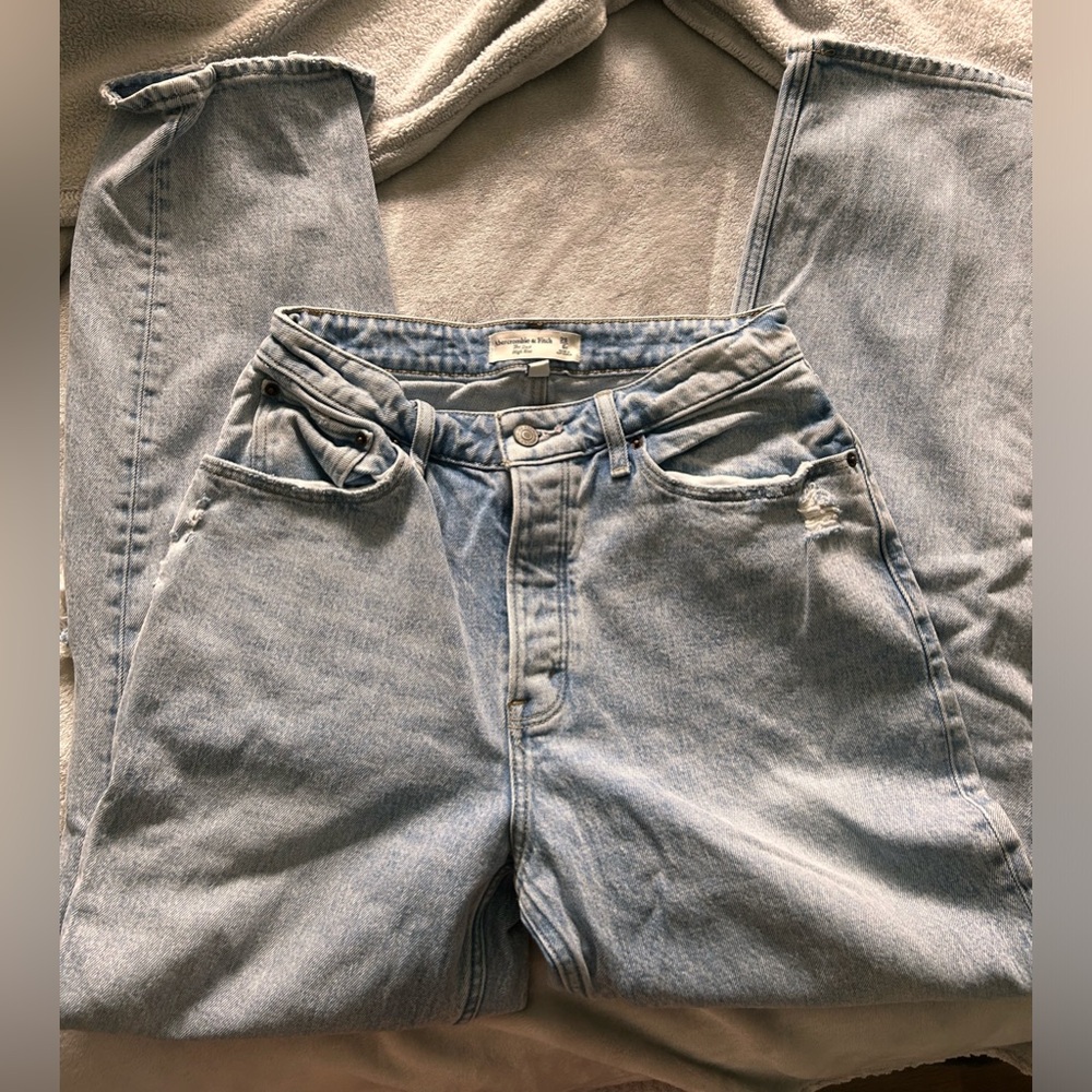 Abercrombie jeans